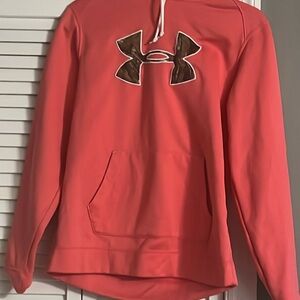 Cold gear semi-fitted